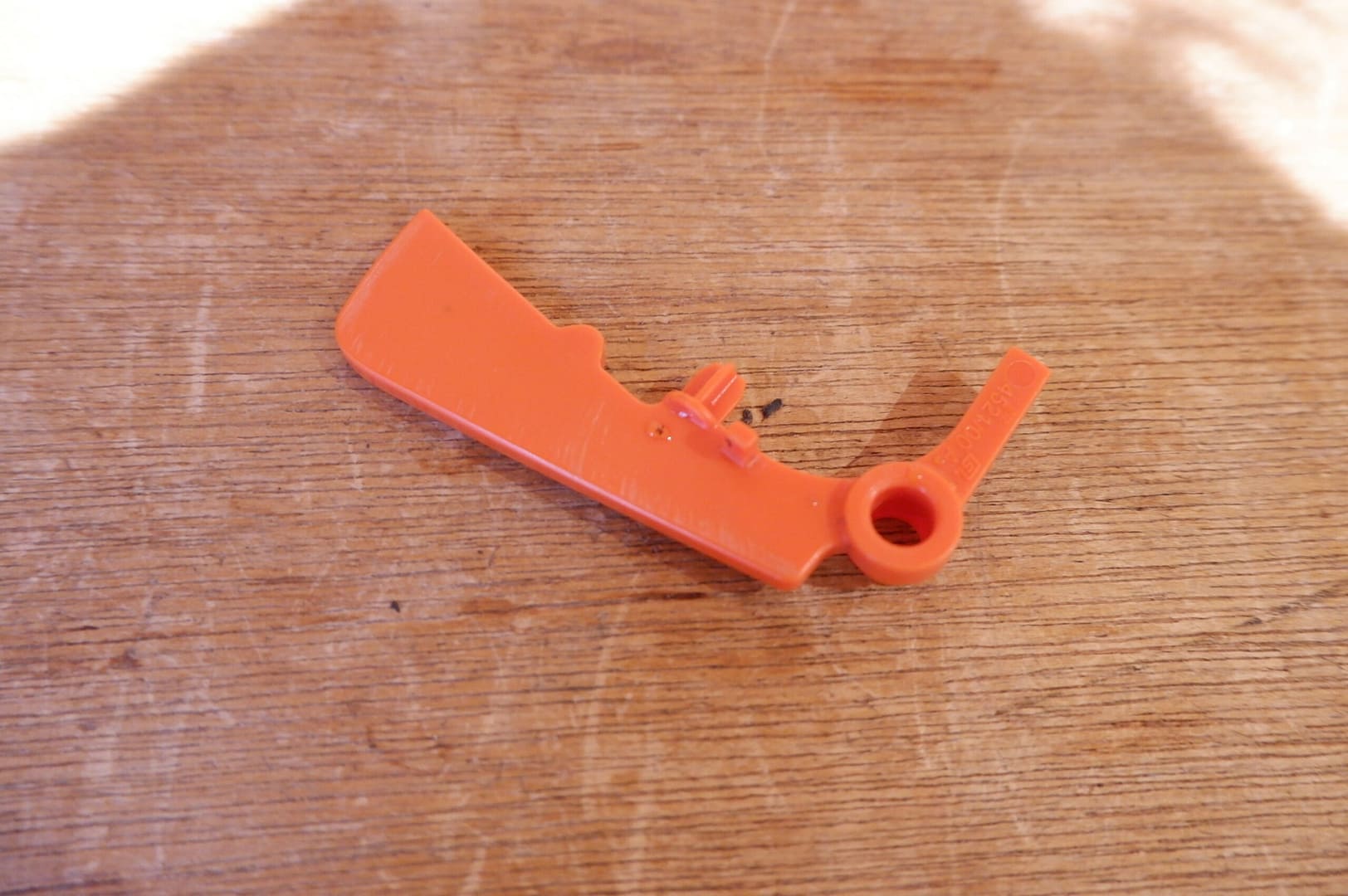 schakelhefboom 4521/00-A Stihl accu heggeschaar onderdeel