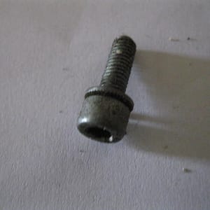 inbus bouten M5 x 15mm, gebruikte onderdelen kettingzaag Sachs D